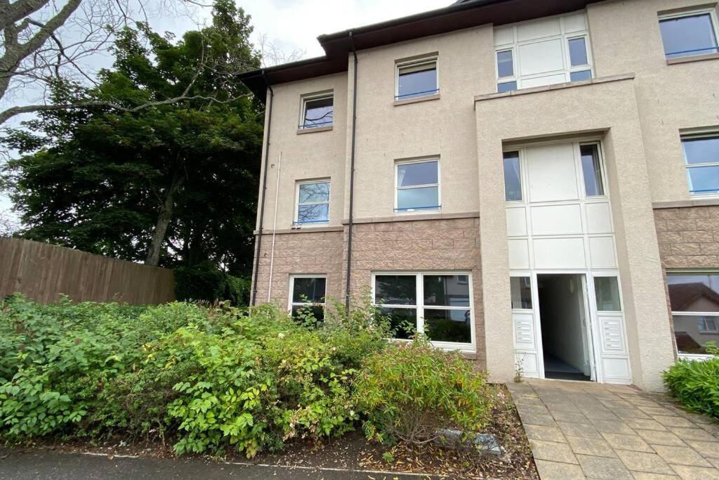 Peter Pan Apartment In The Heart Of Inverness Dalneigh Dış mekan fotoğraf