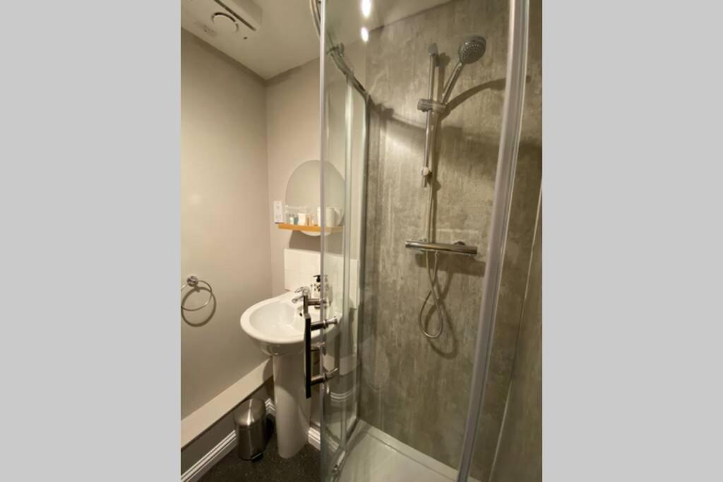 Peter Pan Apartment In The Heart Of Inverness Dalneigh Dış mekan fotoğraf